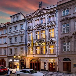 U Cerneho Orla Hotel Prag
